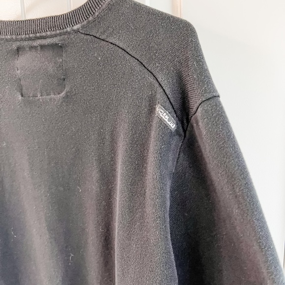 Volcom Black V Neck Asymmetrical Hem Graphic Logo Long Sleeve Sweater XL - Picture 5 of 8